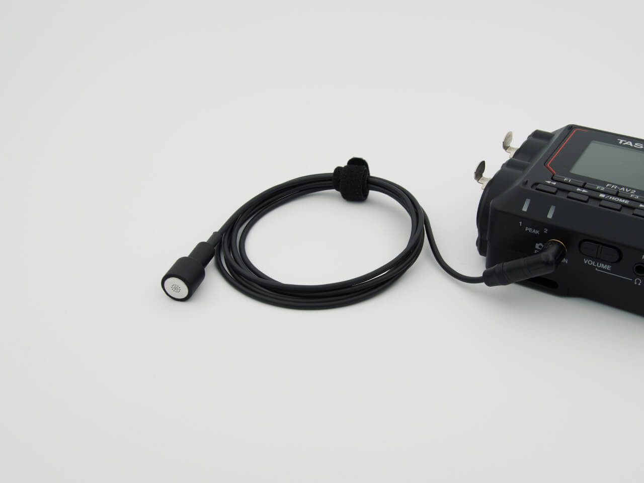 Prutka omnidirectional mono TRS microphone - plugged into a recorder